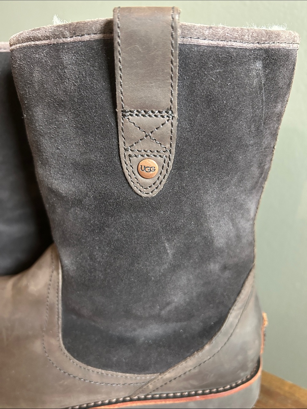 UGG Men's Two-Tone Brown Suede and Leather Shearling Boots - Picture 5 of 8
